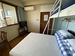 Atami Onsen GUEST HOUSE MEGUMI - Hostel