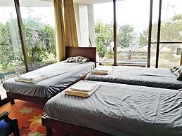 Atami Onsen GUEST HOUSE MEGUMI - Hostel