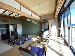 Atami Onsen GUEST HOUSE MEGUMI - Hostel