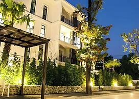 The Title Beach Front