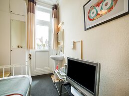 Devine Beach Hotel, Westcliff Southend-On-Sea