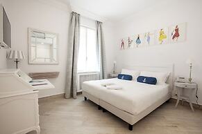 Marina Hotel Charming Rooms