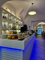 Marina Hotel Charming Rooms