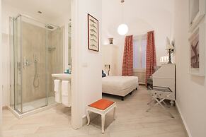 Marina Hotel Charming Rooms