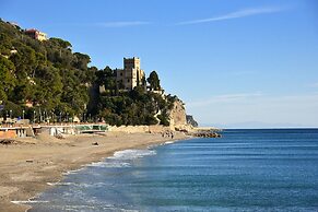 Marina Hotel Charming Rooms