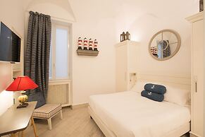 Marina Hotel Charming Rooms