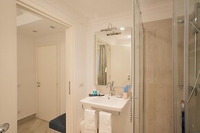 Marina Hotel Charming Rooms