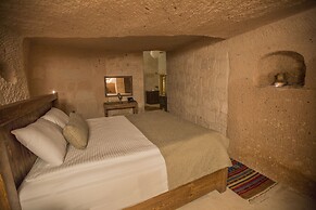Helike Cave Suites