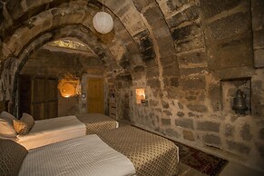 Helike Cave Suites