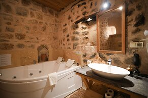 Helike Cave Suites
