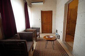 Helike Cave Suites