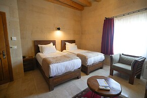 Helike Cave Suites