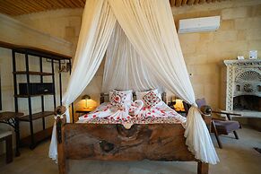 Helike Cave Suites