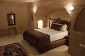 Helike Cave Suites