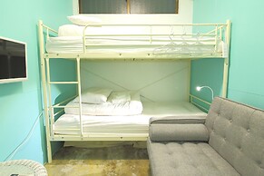 Seawall Hostel