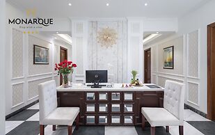 Monarque Hotel