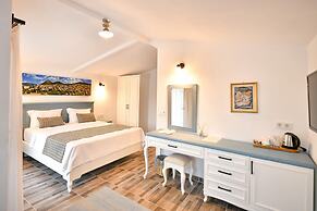 Piramit Hotel