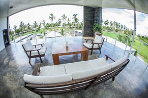 Show Pony Beach Resort