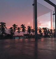 Show Pony Beach Resort