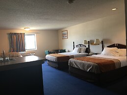 Denison Inn & Suites