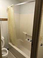 Denison Inn & Suites