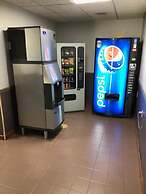 Denison Inn & Suites