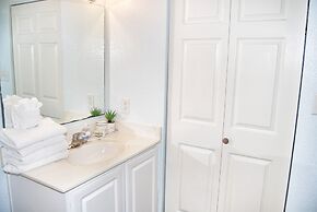 Grand Atlantic Resort 601 - Efficiency Studio Bedroom Condo by RedAwni