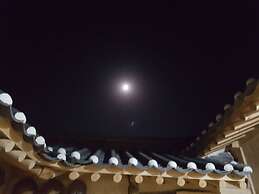 Jukheon Traditional House