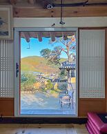 Jukheon Traditional House