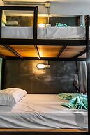 The Guest Hotel - Hostel