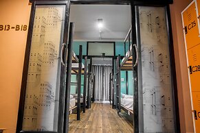 The Guest Hotel - Hostel