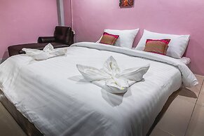 The Guest Hotel - Hostel