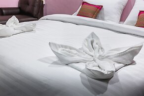 The Guest Hotel - Hostel