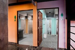 The Guest Hotel - Hostel