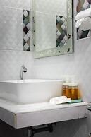 The Guest Hotel - Hostel