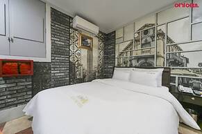Sky Motel
