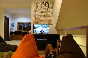 The Alley City Hotel