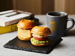 LAMP LIGHT BOOKS HOTEL nagoya