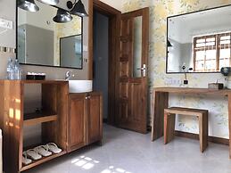 Airport Planet Lodge at Kilimanjaro Airport