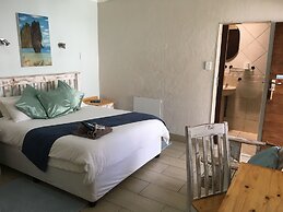 Isle La Breeze Guesthouse