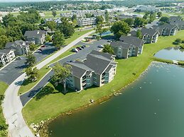 Carefree Getaways 2 Bedroom Condo by RedAwning