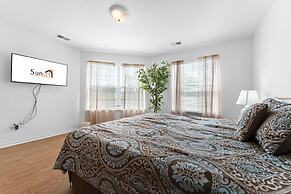 Carefree Getaways 2 Bedroom Condo by RedAwning