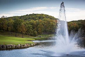 Fairway To Heaven 3 Bedroom Condo by RedAwning