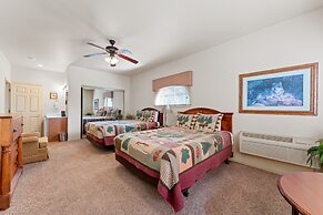 Fairway To Heaven 3 Bedroom Condo by RedAwning