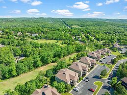 Fairway To Heaven 3 Bedroom Condo by RedAwning