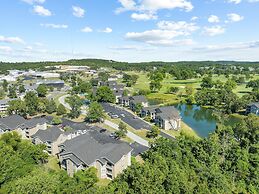 Sunset Penthouse 2 Bedroom Condo by RedAwning