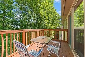 Heavenly Hideaway 2 Bedroom Condo by RedAwning