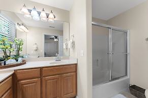 Heavenly Hideaway 2 Bedroom Condo by RedAwning