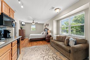 Heavenly Hideaway 2 Bedroom Condo by RedAwning