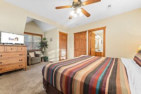 River's Creek 4 Bedroom Cabin by RedAwning